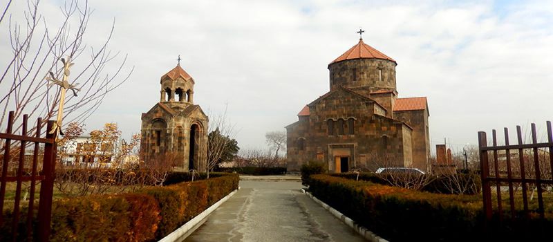 کلیسای صلیب مقدس عبادتگاهی با گنبد شانزده ضلعی در وان